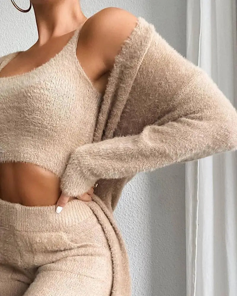 Women's Cozy Fleece Pajama Set with Robe - 3-Piece Lounge Wear for Fall and Winter